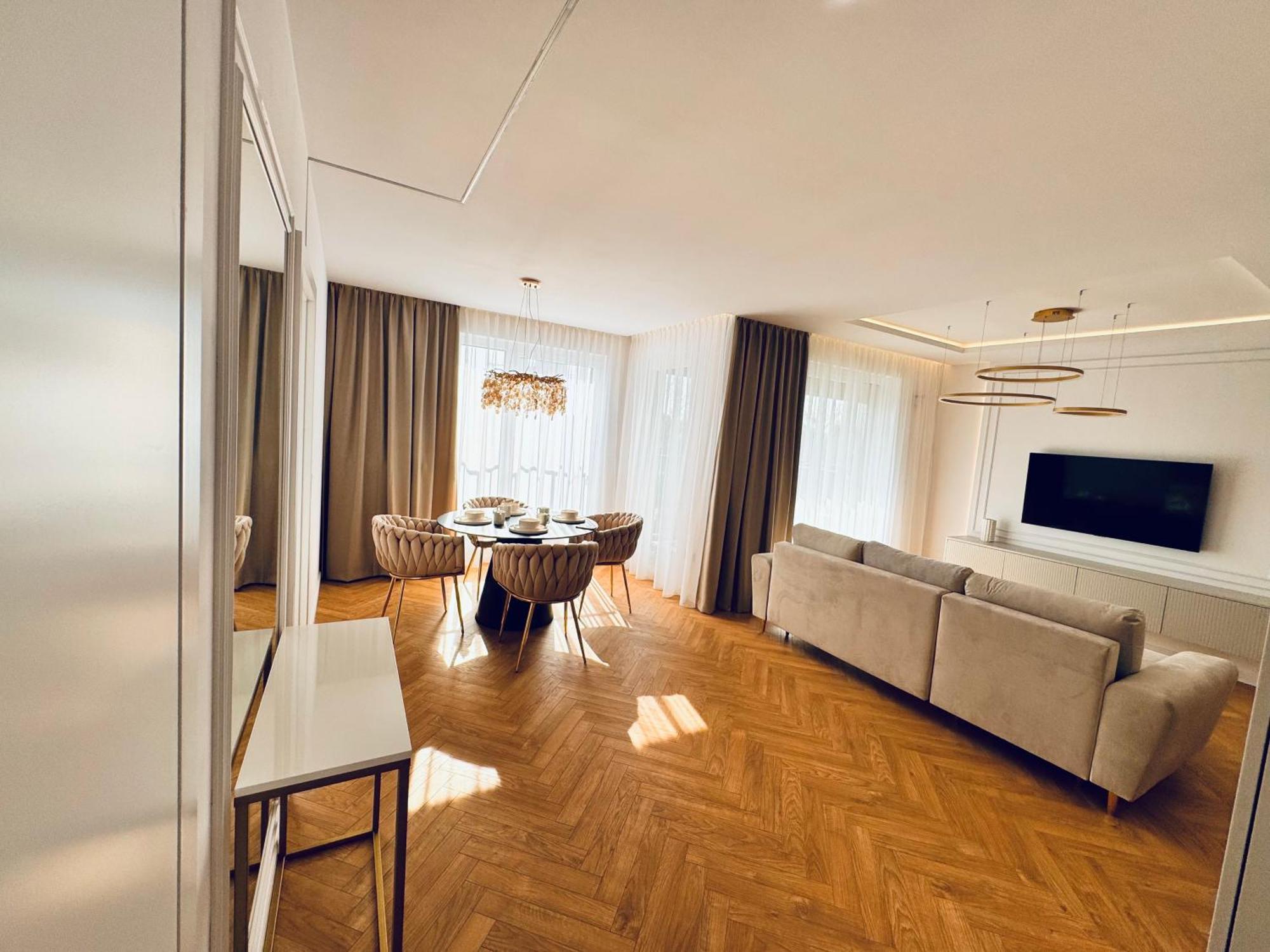 Taupe II Wyjatkowy Apartament W Centrum Lodzi 外观 照片